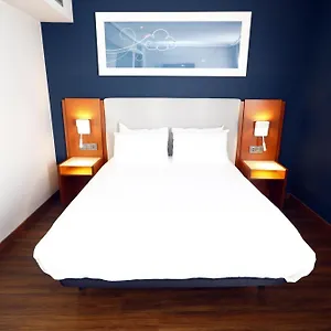 Travelodge Madrid Aeropuerto 3* Coslada